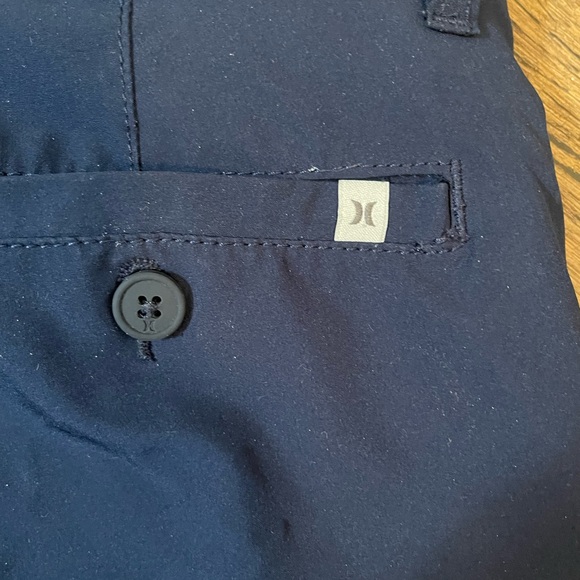 Hurley Shorts SZ 34 All Day Hybrid 4-Way Stretch Navy Reg fit 4 pockets no iron - Picture 4 of 10
